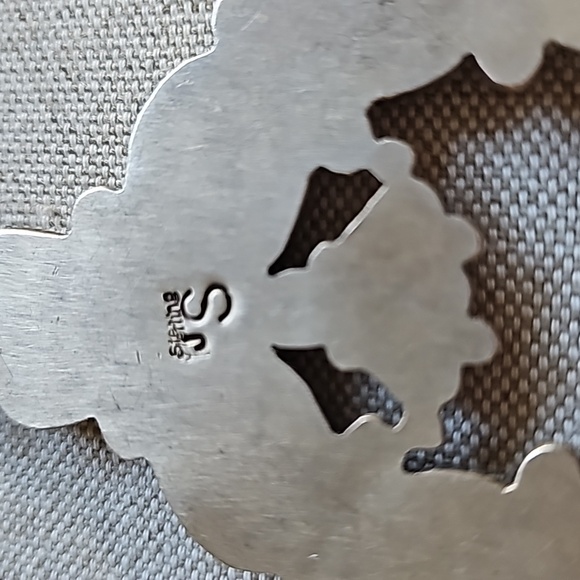 Sterling Silver Naja pendant - Picture 4 of 6